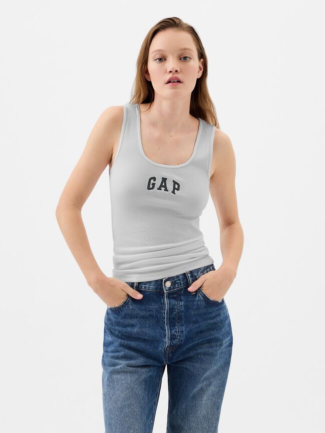 توب تانك مضلع بشعار Gap (عبوة من قطعتين) توب تانك مضلع بشعار gap عبوة من قطعتين