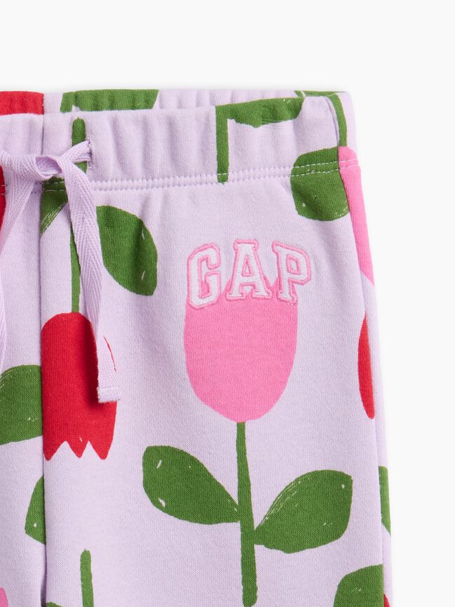 بنطلون جوجر babyGap سهل الارتداء بشعار بنطلون جوجر babygap سهل الارتداء بشعار