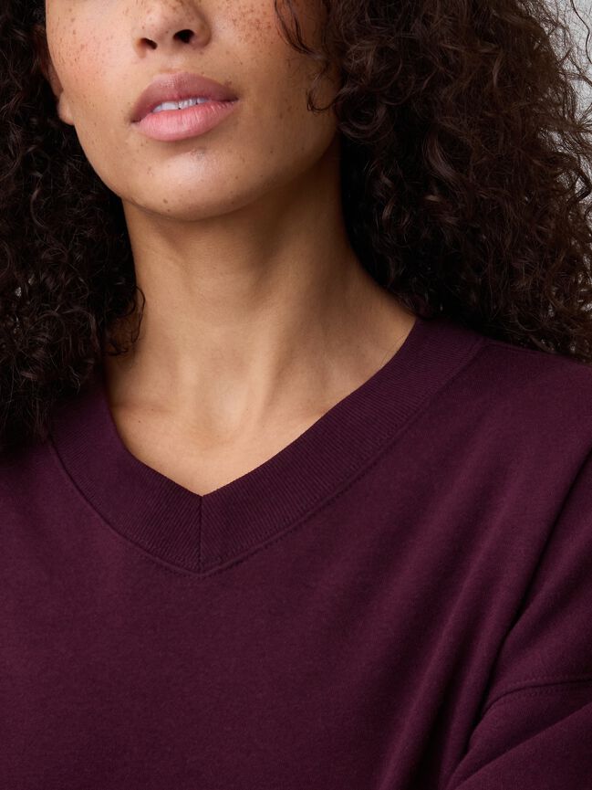 علوية اكمام طويلة gap علوية اكمام طويلة