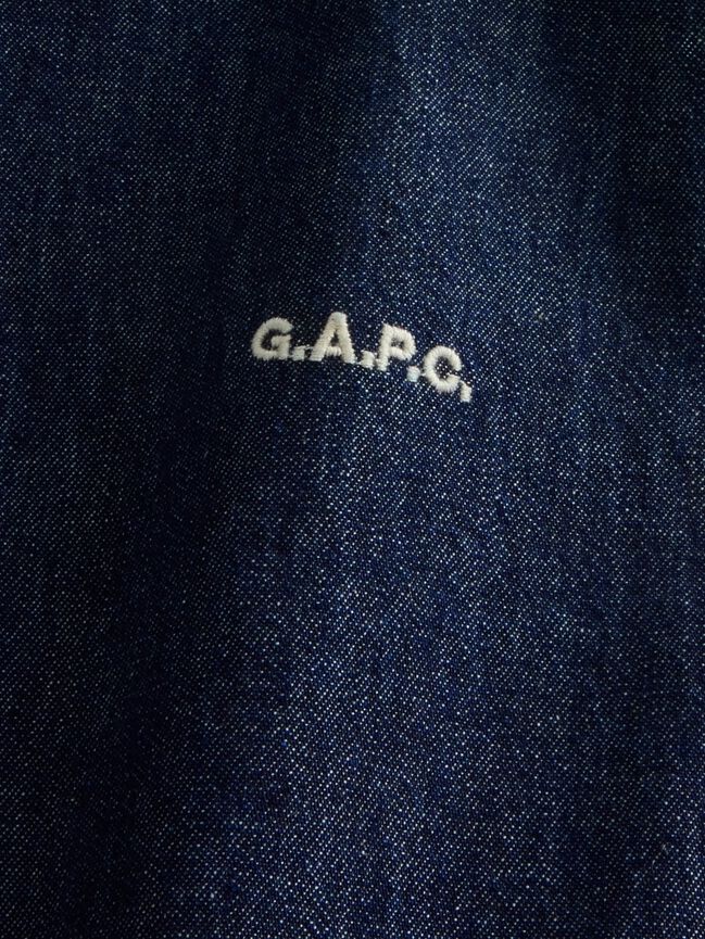قميص كم طويل gap قميص كم طويل