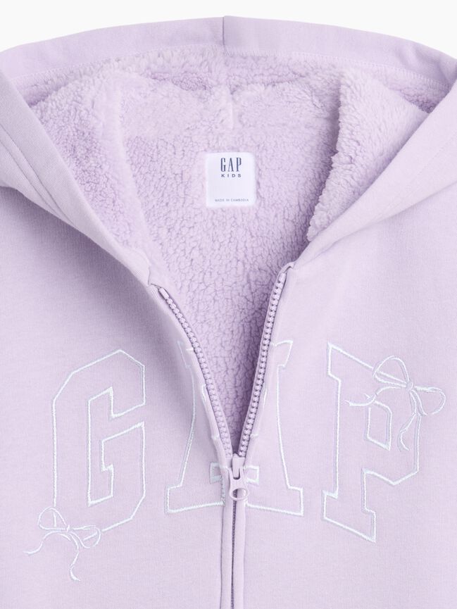 علوية أكمام قصيرة gap علوية أكمام قصيرة