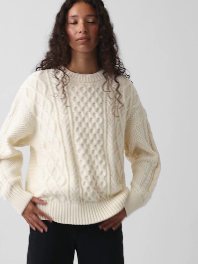 100% Cotton Cable-Knit Oversized Sweater gap 100 cotton cable knit oversized sweater