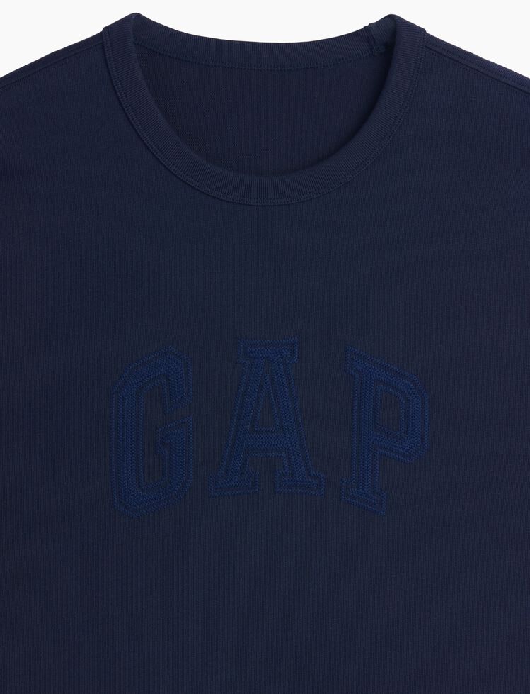 Heavyweight Relaxed Gap Logo Crop T-Shirt heavyweight relaxed gap logo crop t shirt