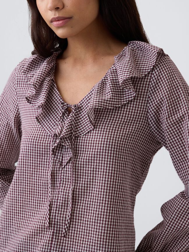 Relaxed Ruffle Top gap relaxed ruffle top