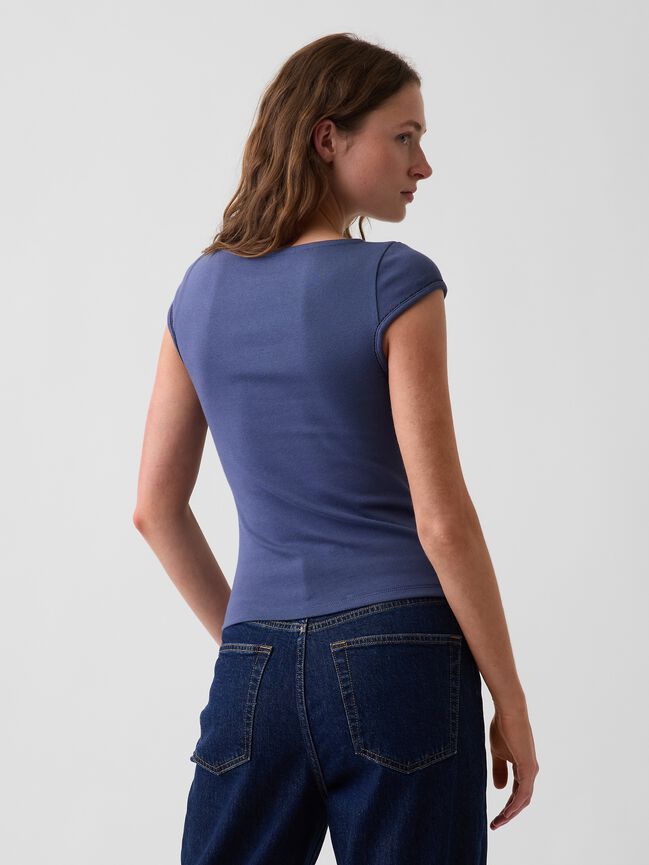 تي شيرت ياقة مدورة gap تي شيرت ياقة مدورة