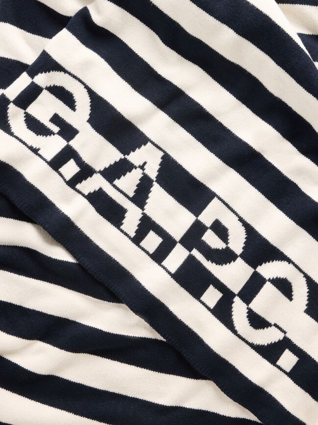 Gap × A.P.C. Logo Stripe Blanket gap a p c logo stripe blanket