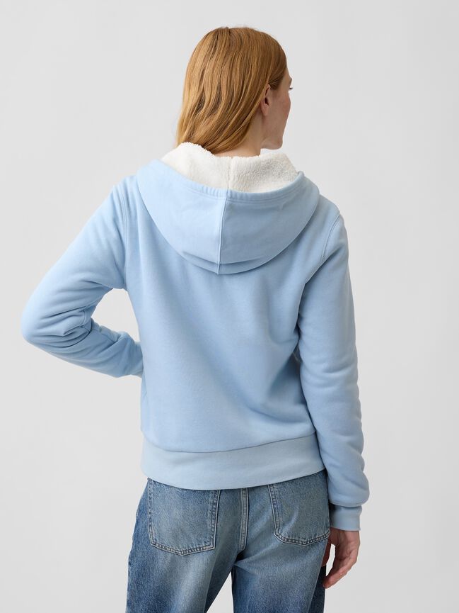 علوية أكمام قصيرة gap علوية أكمام قصيرة