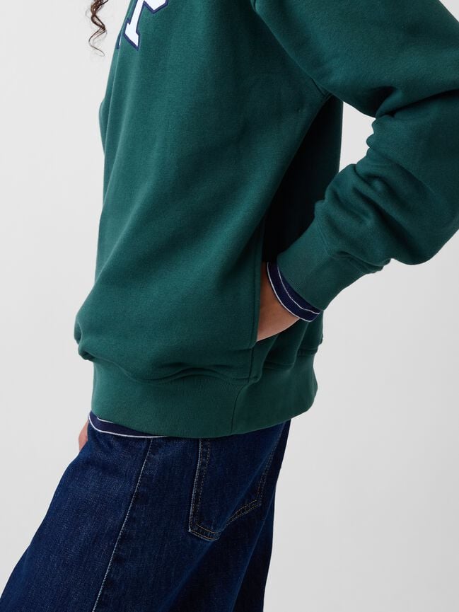 علوية أكمام قصيرة gap علوية أكمام قصيرة